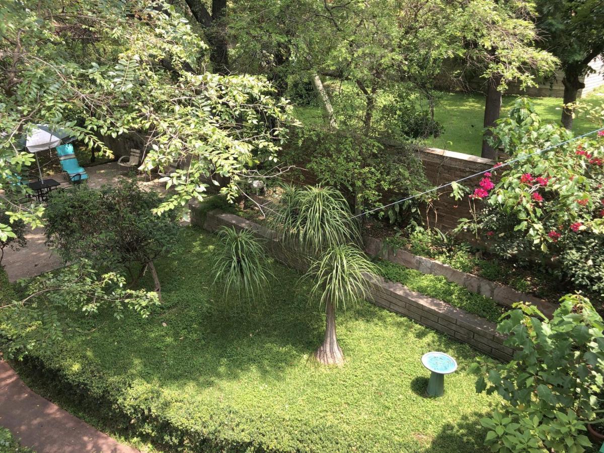 Casa Del Retono Bed & Breakfast Tlaquepaque Екстериор снимка