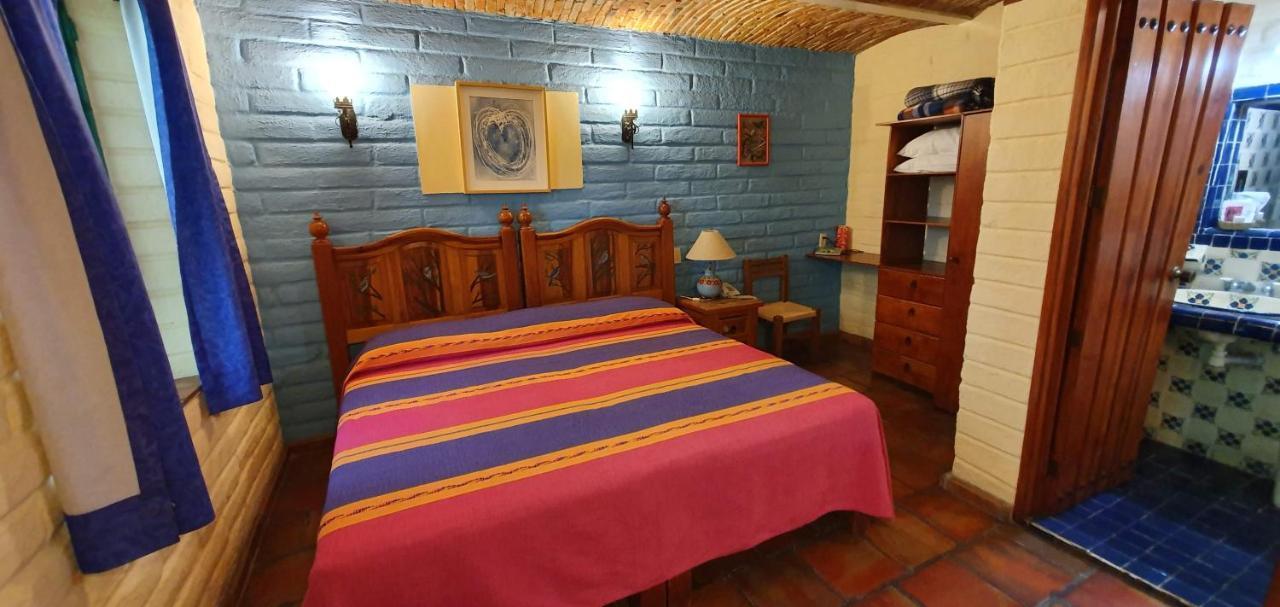 Casa Del Retono Bed & Breakfast Tlaquepaque Екстериор снимка