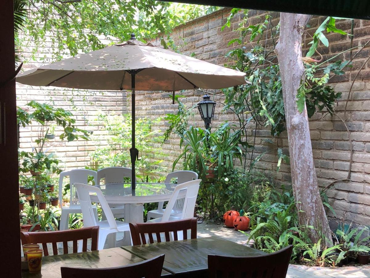 Casa Del Retono Bed & Breakfast Tlaquepaque Екстериор снимка