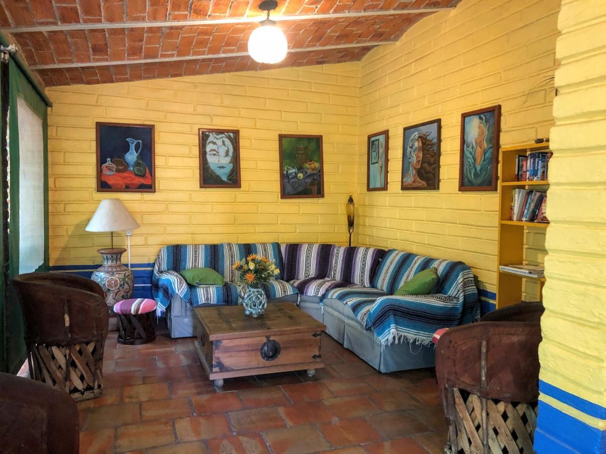 Casa Del Retono Bed & Breakfast Tlaquepaque Екстериор снимка