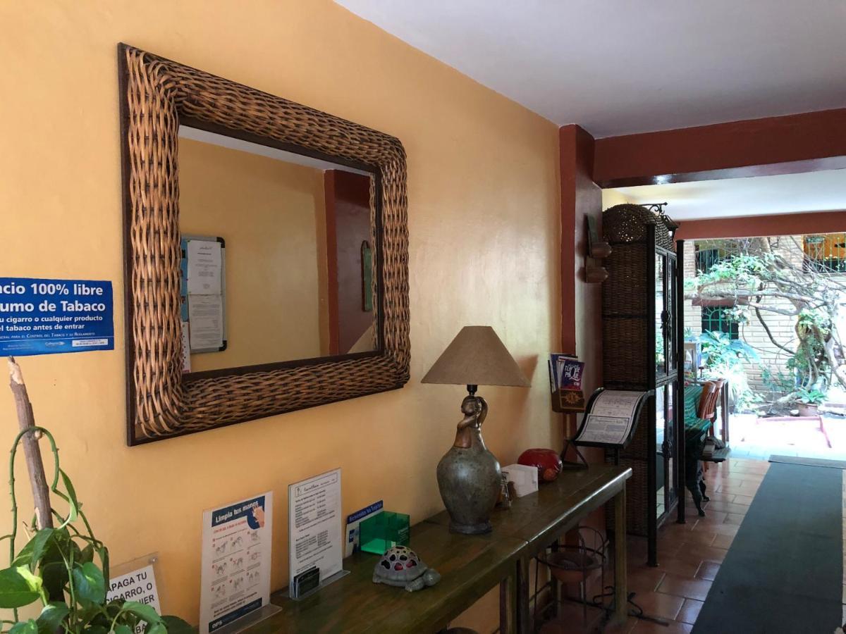 Casa Del Retono Bed & Breakfast Tlaquepaque Екстериор снимка