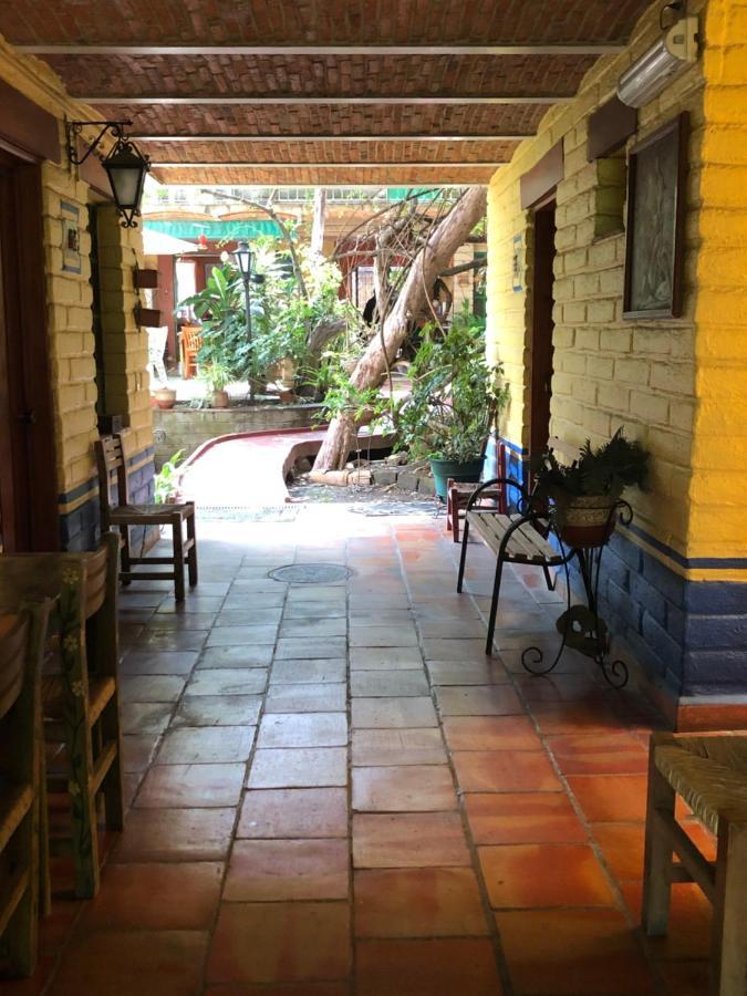 Casa Del Retono Bed & Breakfast Tlaquepaque Екстериор снимка