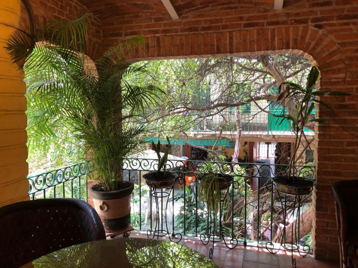 Casa Del Retono Bed & Breakfast Tlaquepaque Екстериор снимка